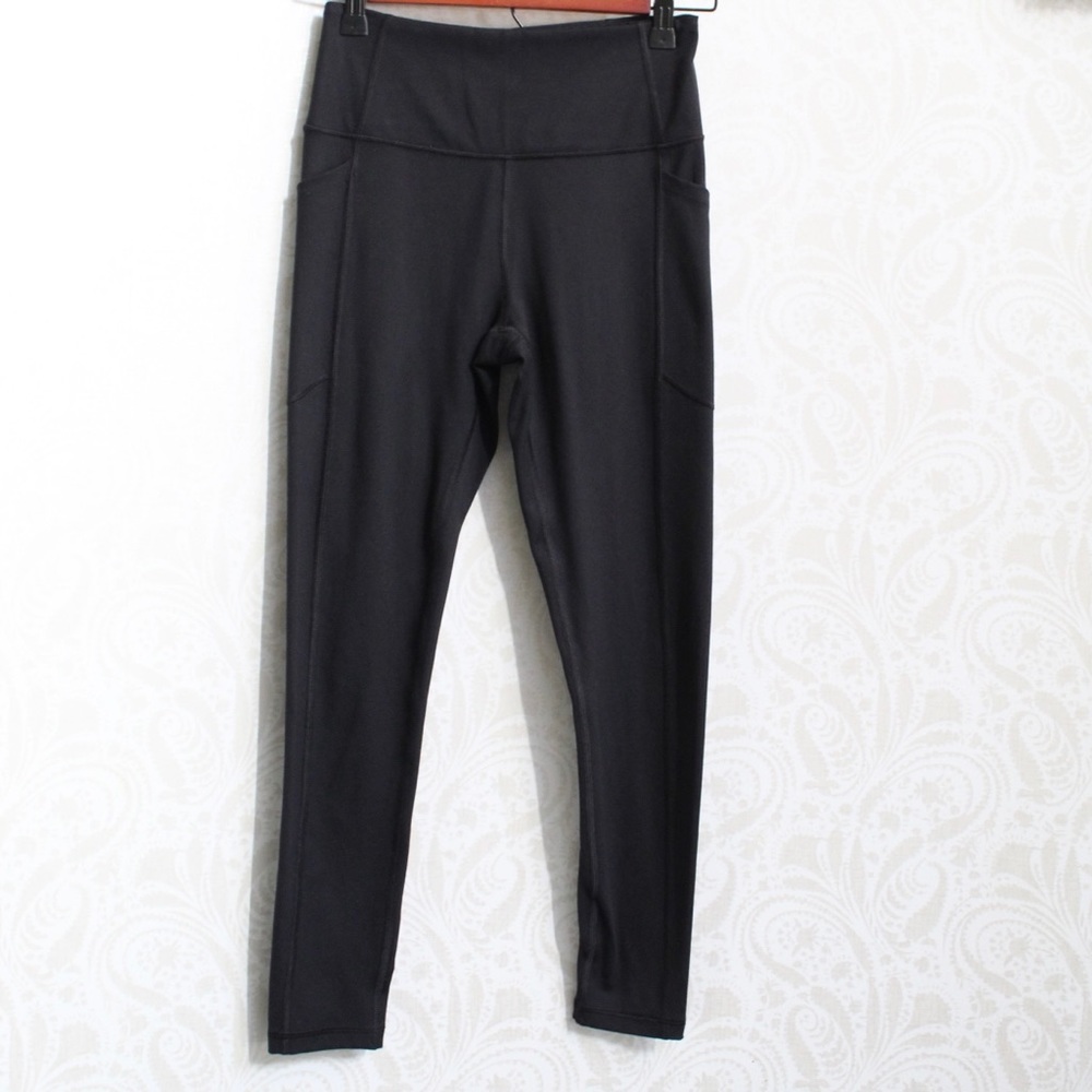 Victoria’s Secret black leggings